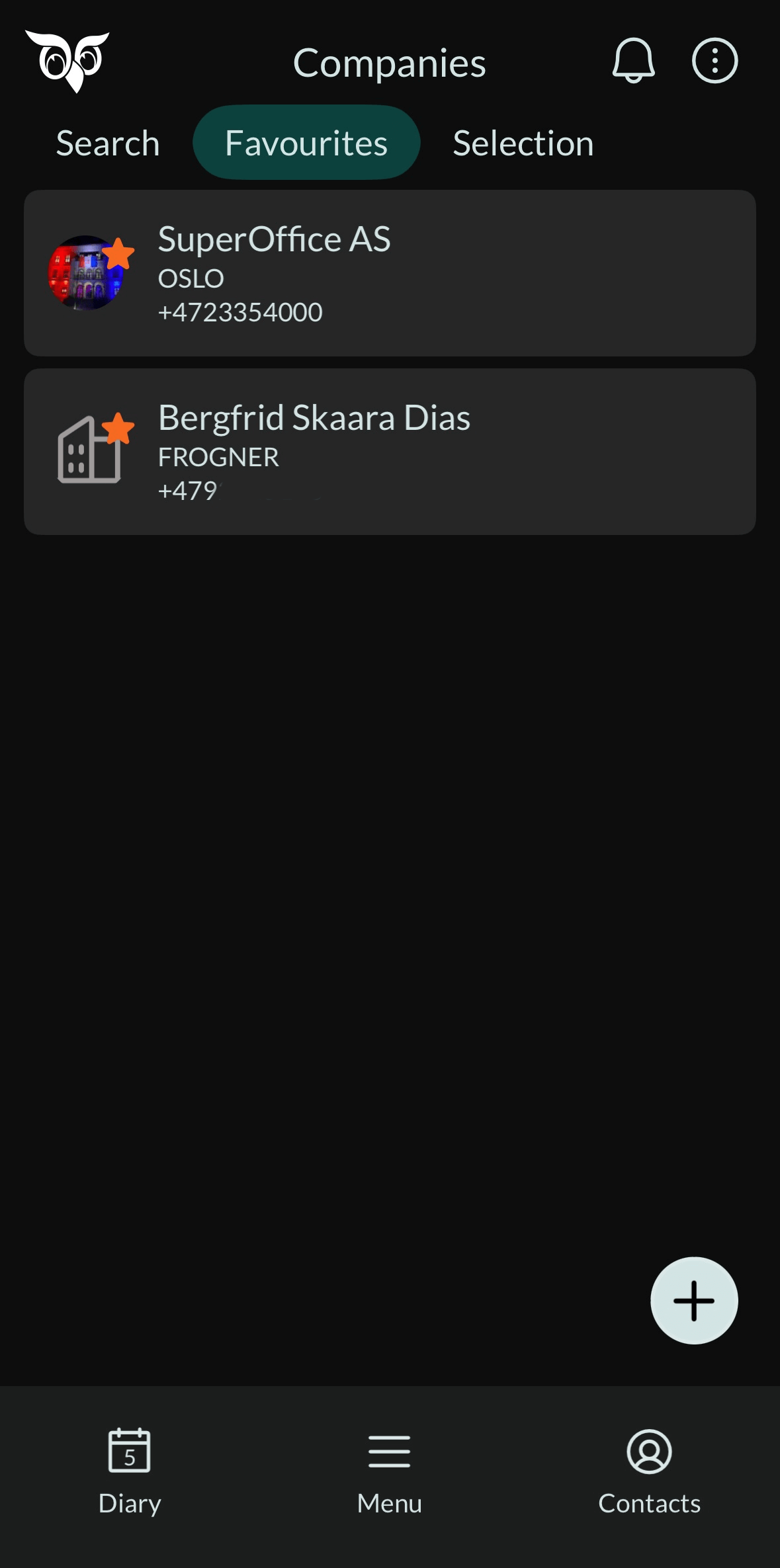 Mobile CRM: Dark mode -app-screen