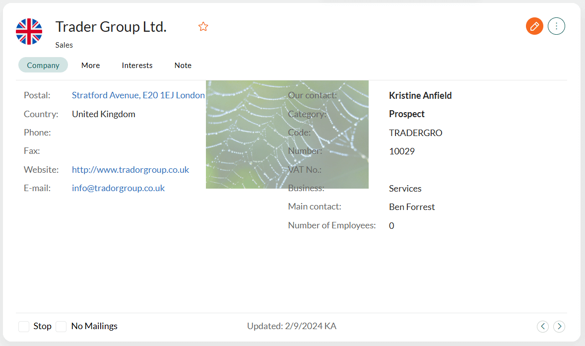 Use a visual indicator like a cobweb to warn you that a customer needs to be followed up -screenshot